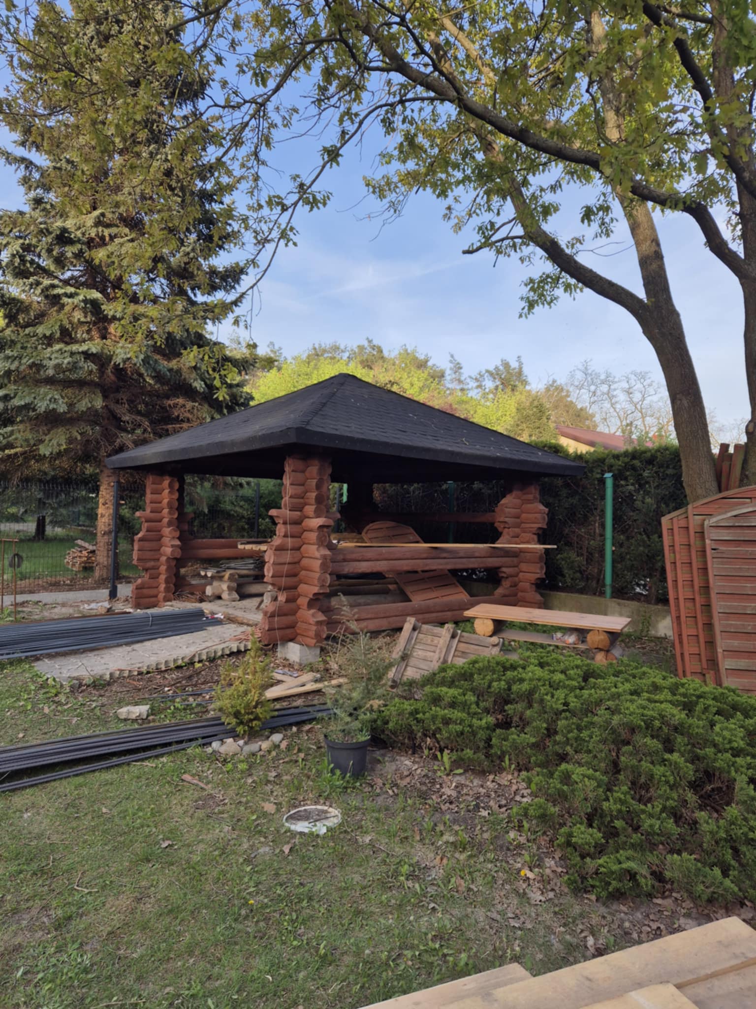 0f63d8c6 2f61 4bad b1b7 a8a756860062